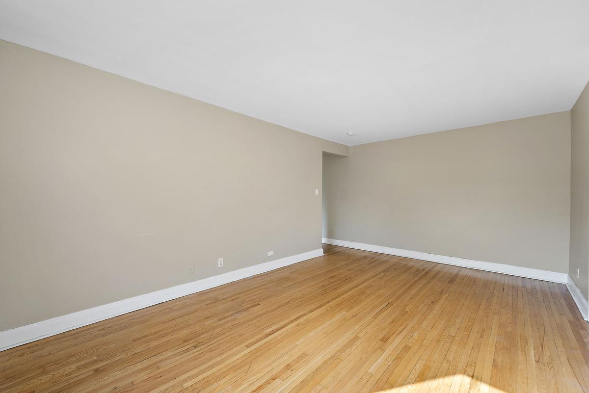 64-68 Harris Park Drive - Photo 12