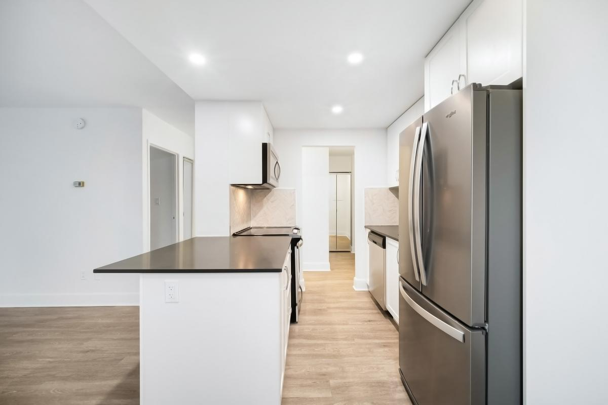 945 Jervis Street - Photo 15