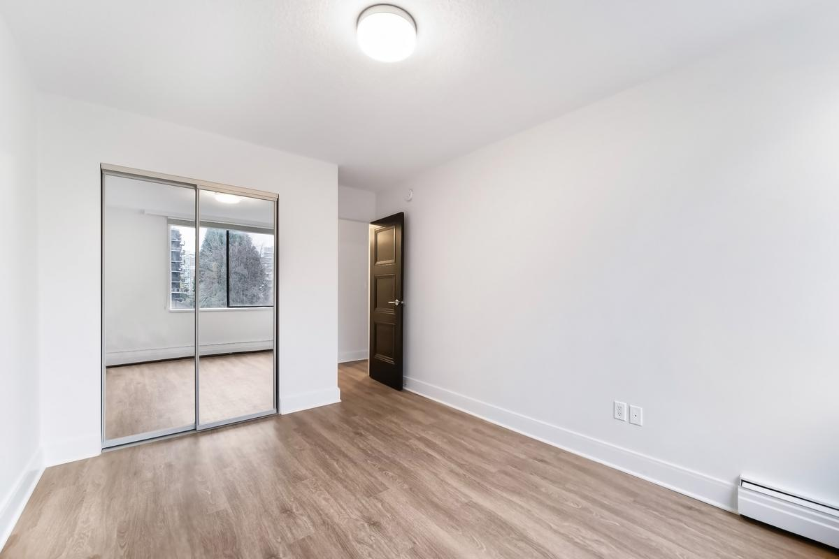945 Jervis Street - Photo 18