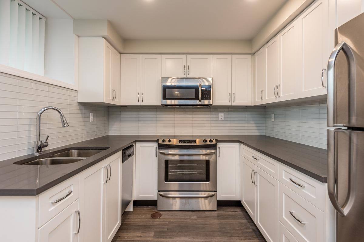 151 East Keith Road - Photo 7