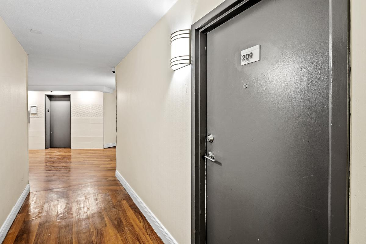 3360 Paul Anka Drive - Photo 5