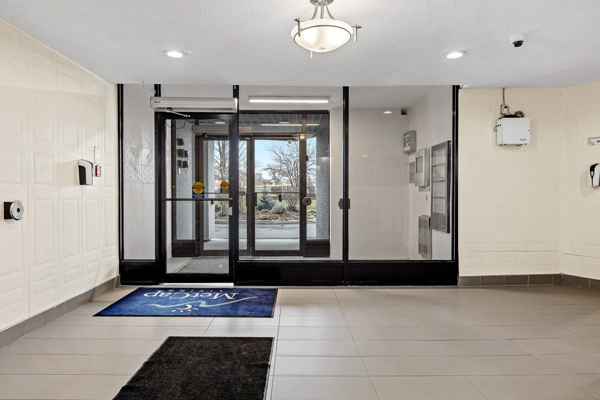 3360 Paul Anka Drive - Photo 7