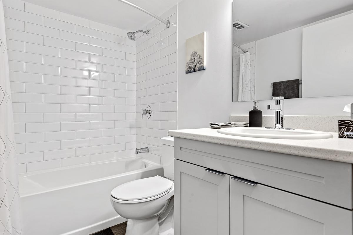 3360 Paul Anka Drive - Photo 16