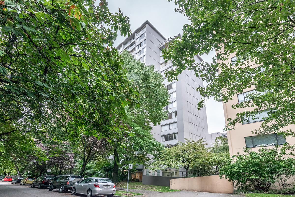 1255 Pendrell Street - Photo 11