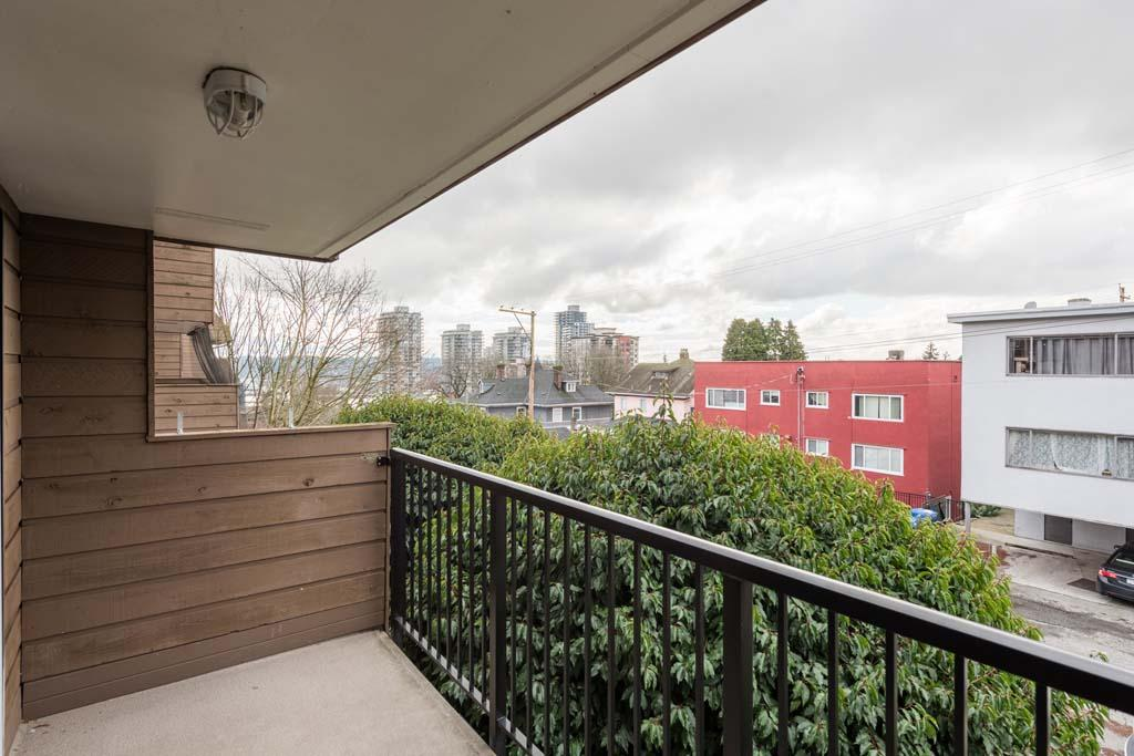 720 Queens Avenue - Photo 11