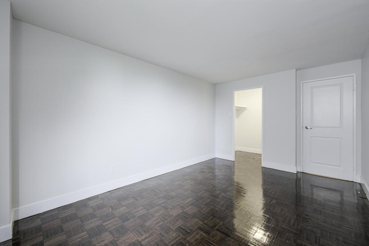 75 Silver Springs Boulevard - Photo 17