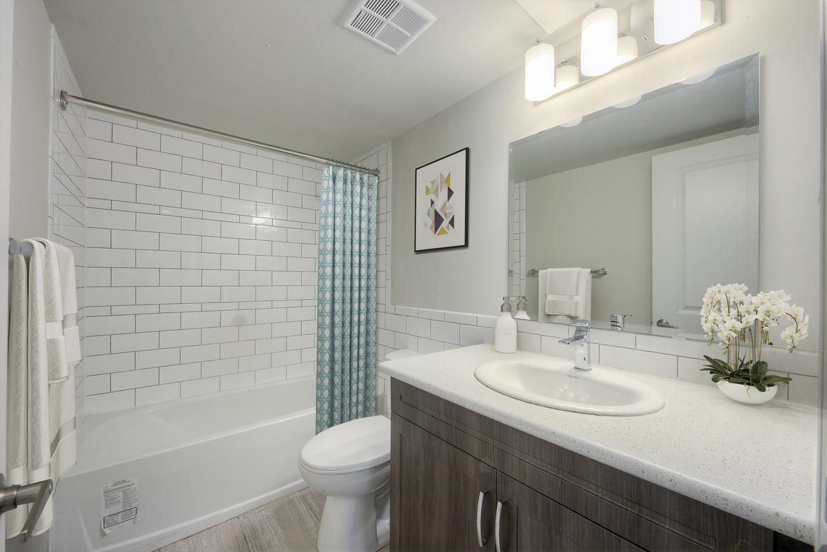 87-99 Silver Springs Boulevard - Photo 7