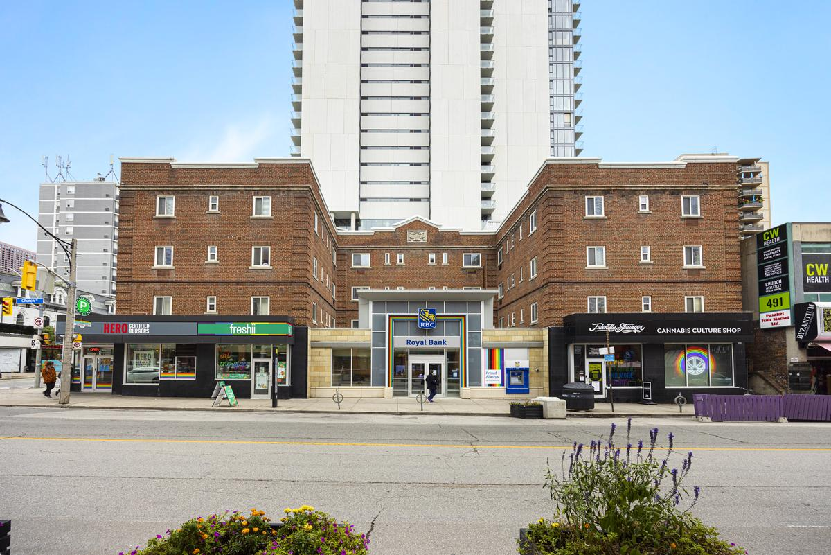77 Wellesley Street East - Photo 2