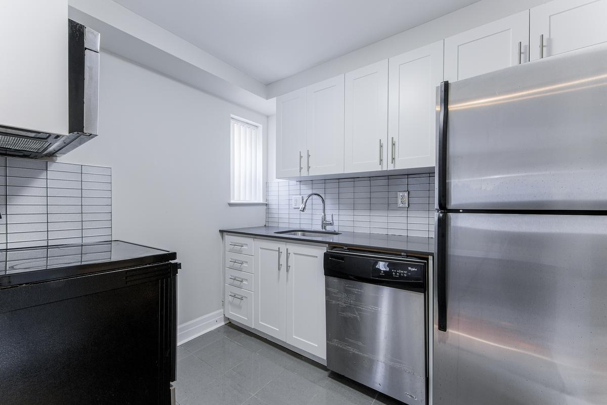 77 Wellesley Street East - Photo 10