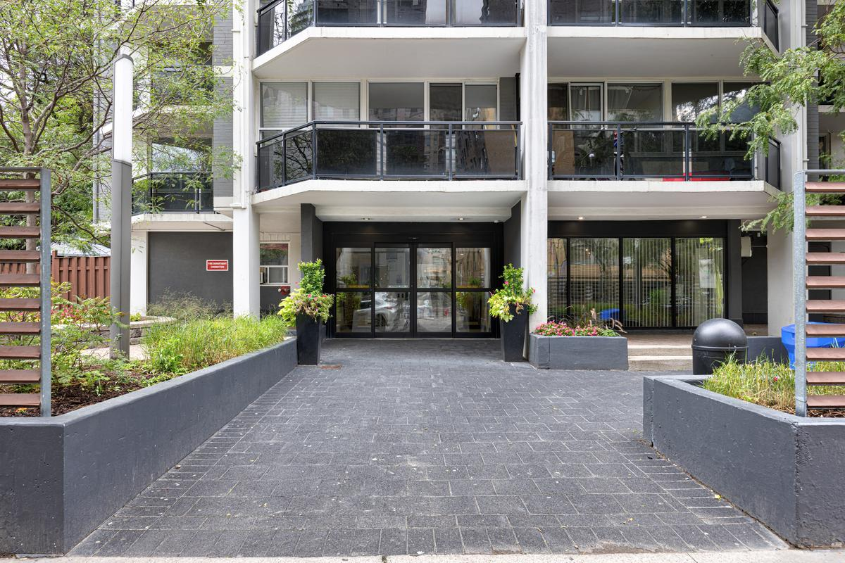 80 Wellesley Street, East - Photo 14