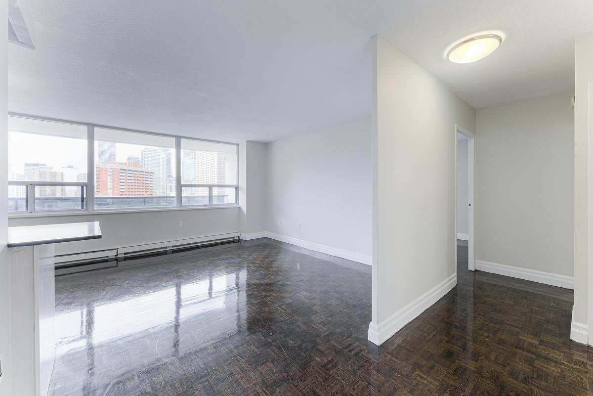 155 Wellesley Street East - Photo 8