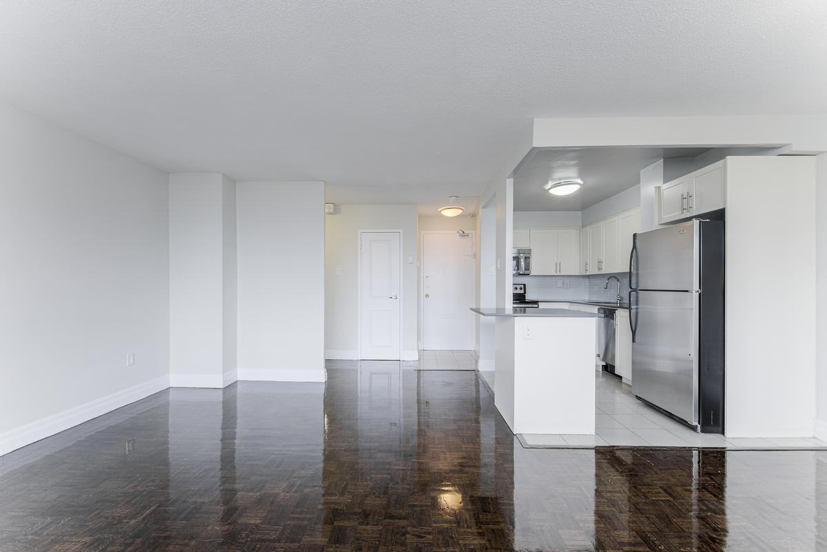 155 Wellesley Street East - Photo 28