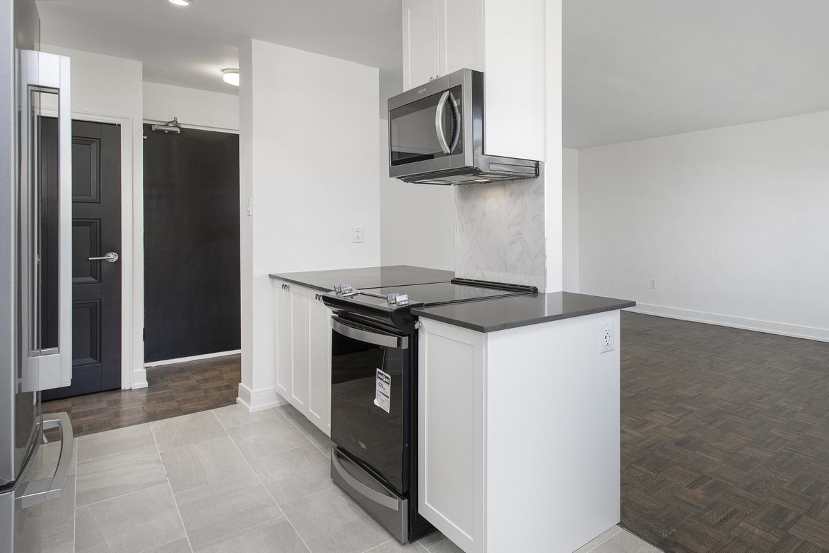 25 Eva Road - Photo 4
