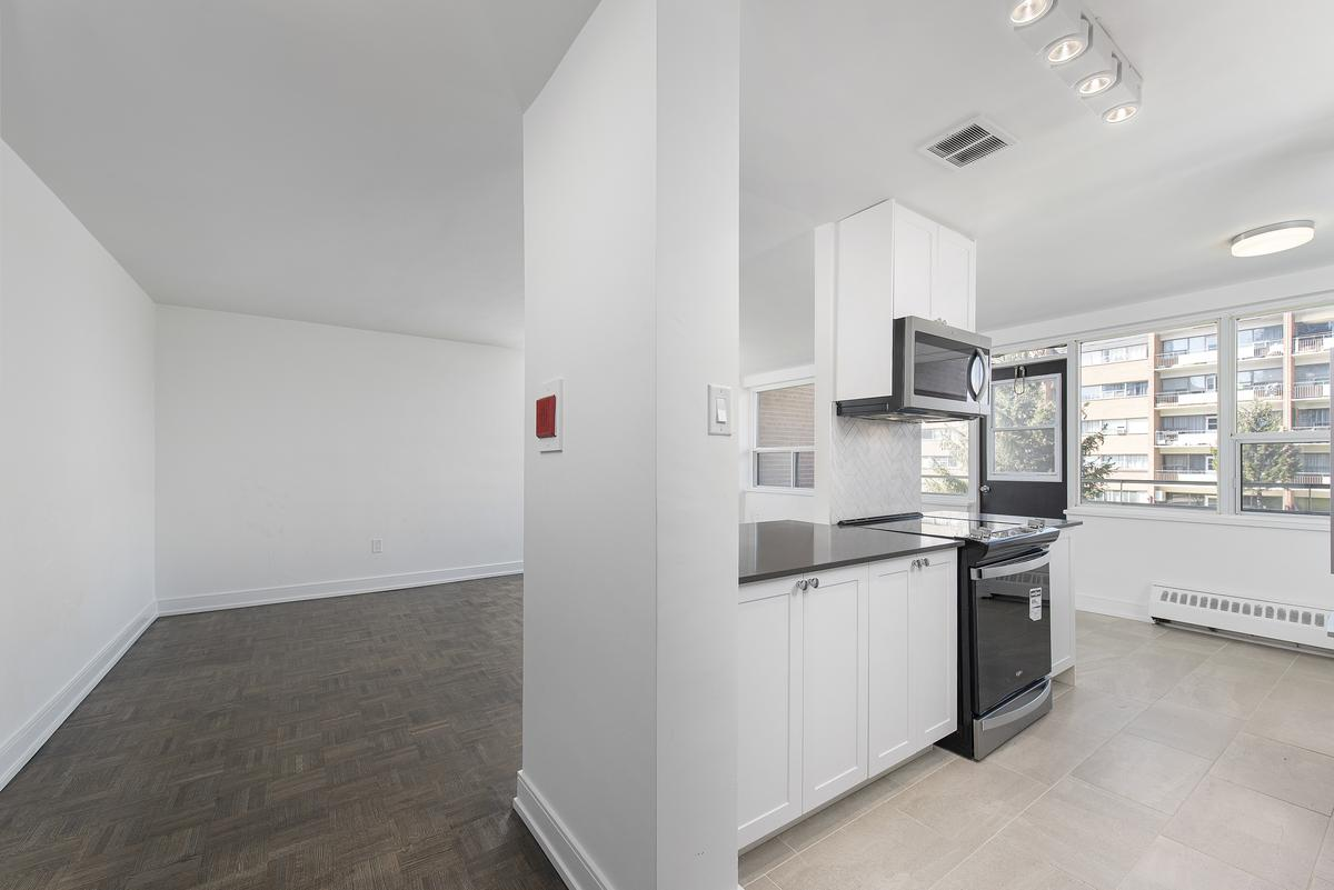 25 Eva Road - Photo 23