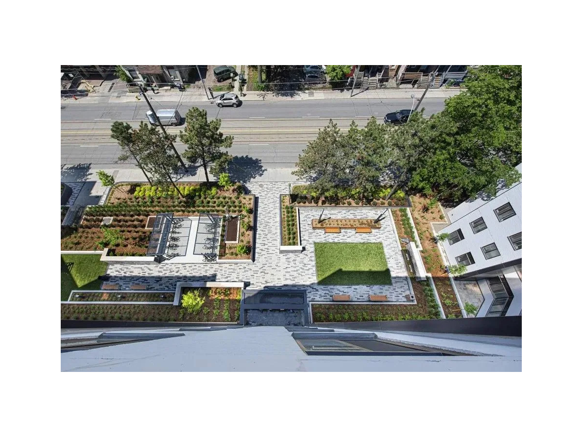 295 Dufferin Street - Photo 16