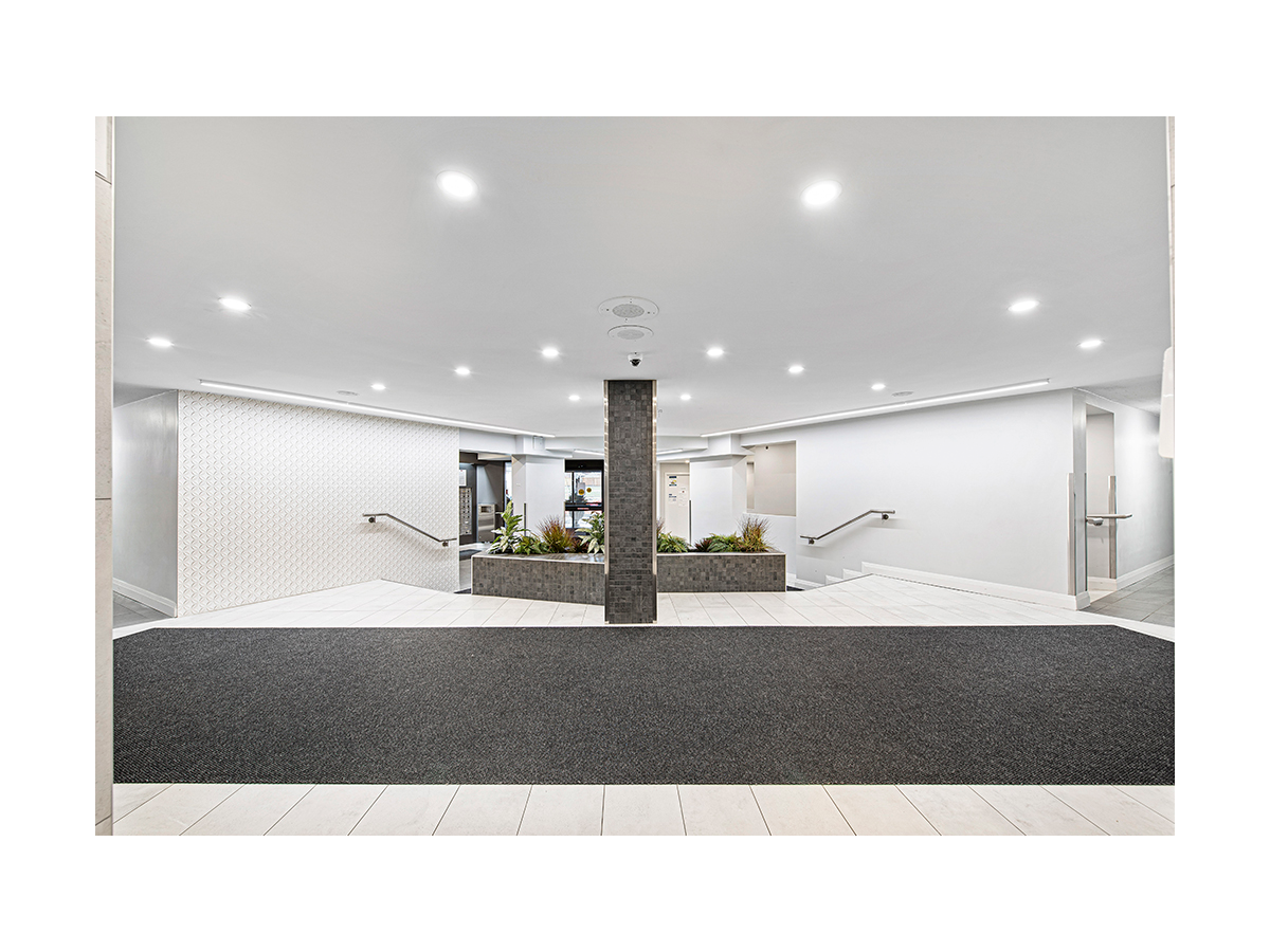 2737 Kipling Avenue - Photo 8
