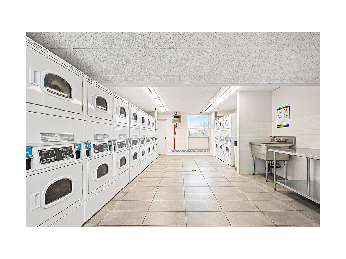 2737 Kipling Avenue - Photo 12