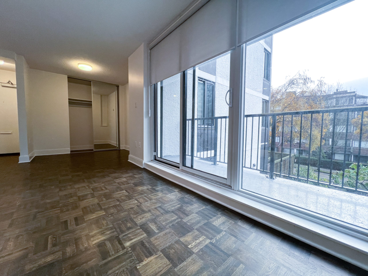 1320 Bute Street - Photo 5