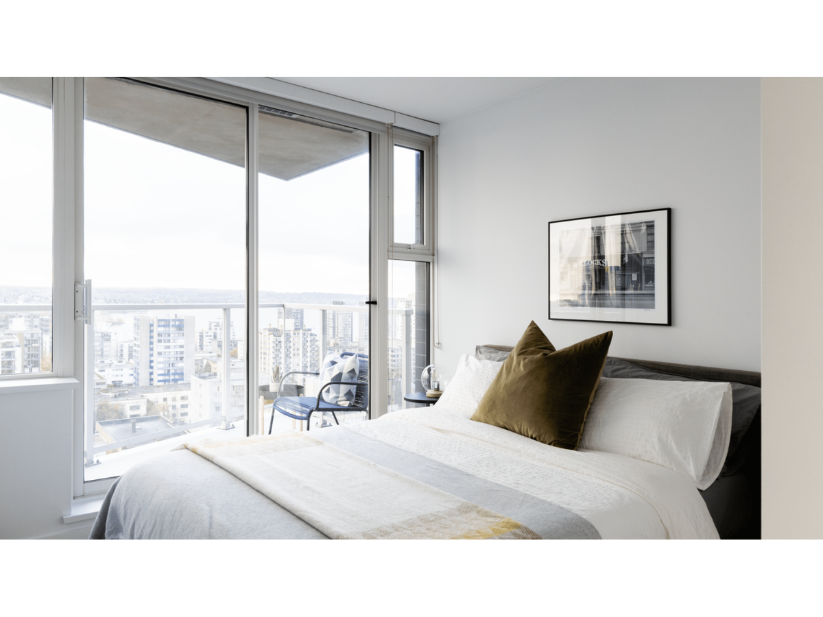 1051 Broughton Street - Photo 17