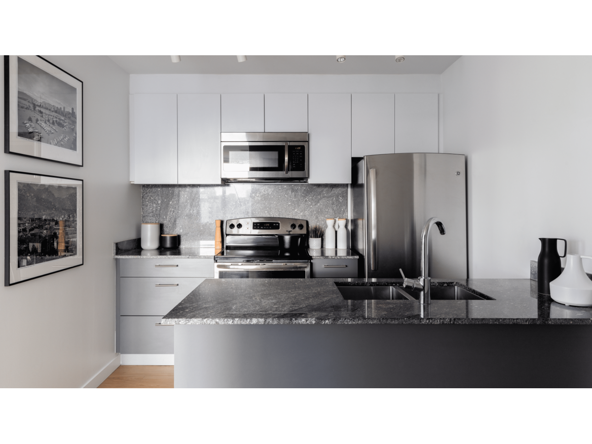 1051 Broughton Street - Photo 11