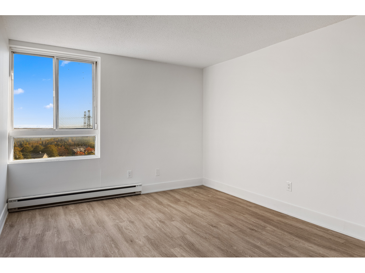 2969 Fairlea Crescent - Photo 10