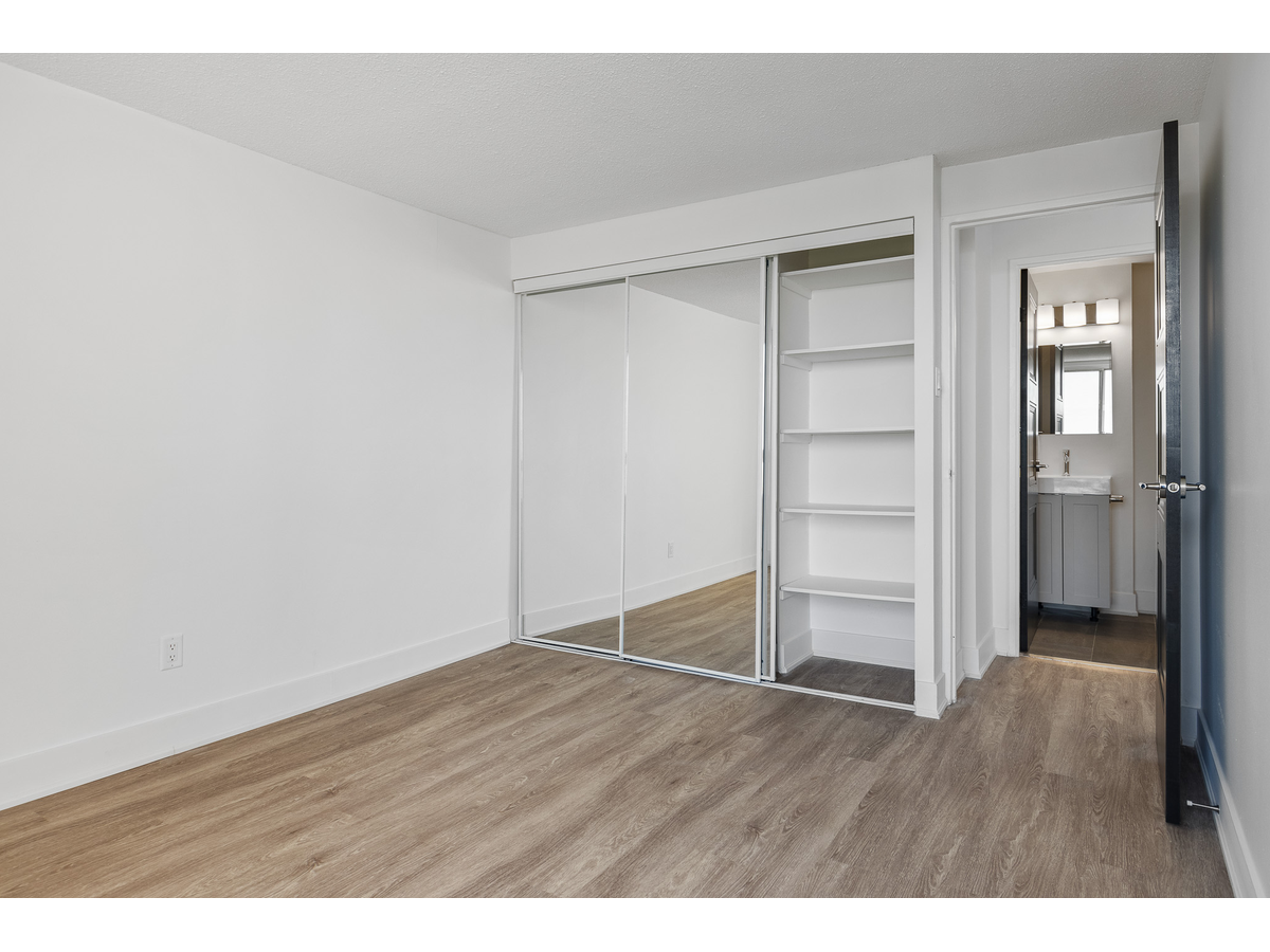 2969 Fairlea Crescent - Photo 11
