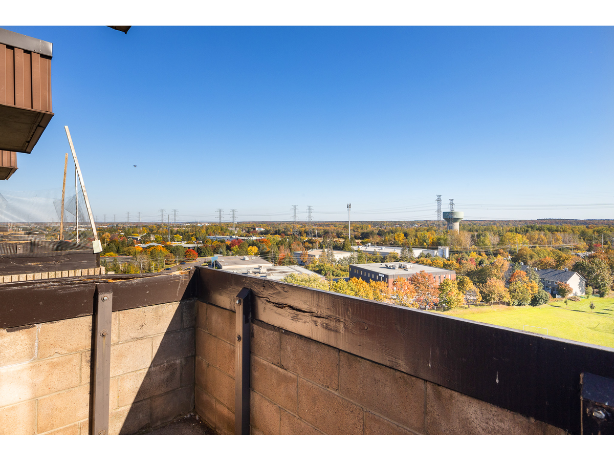 2969 Fairlea Crescent - Photo 12
