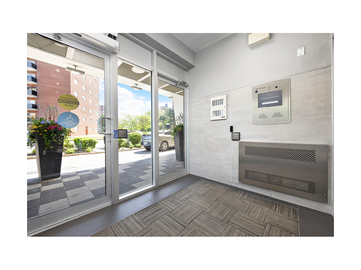 95 Paisley Boulevard West - Photo 9