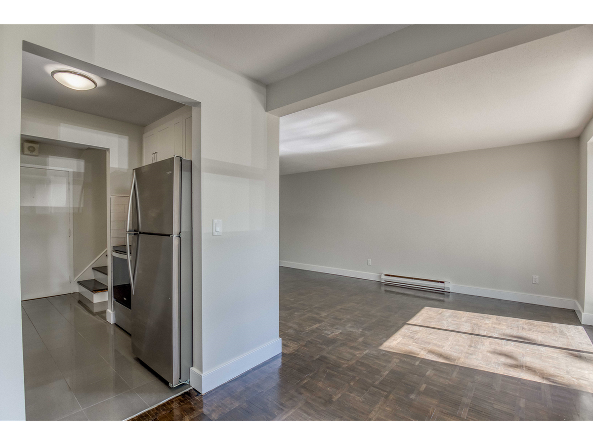 10 Runnymede Road - Photo 6
