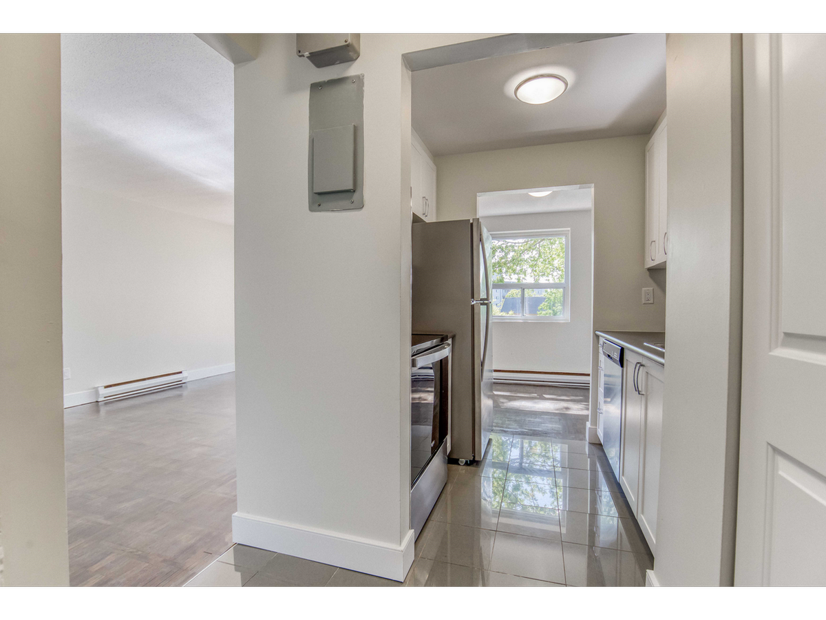 10 Runnymede Road - Photo 9