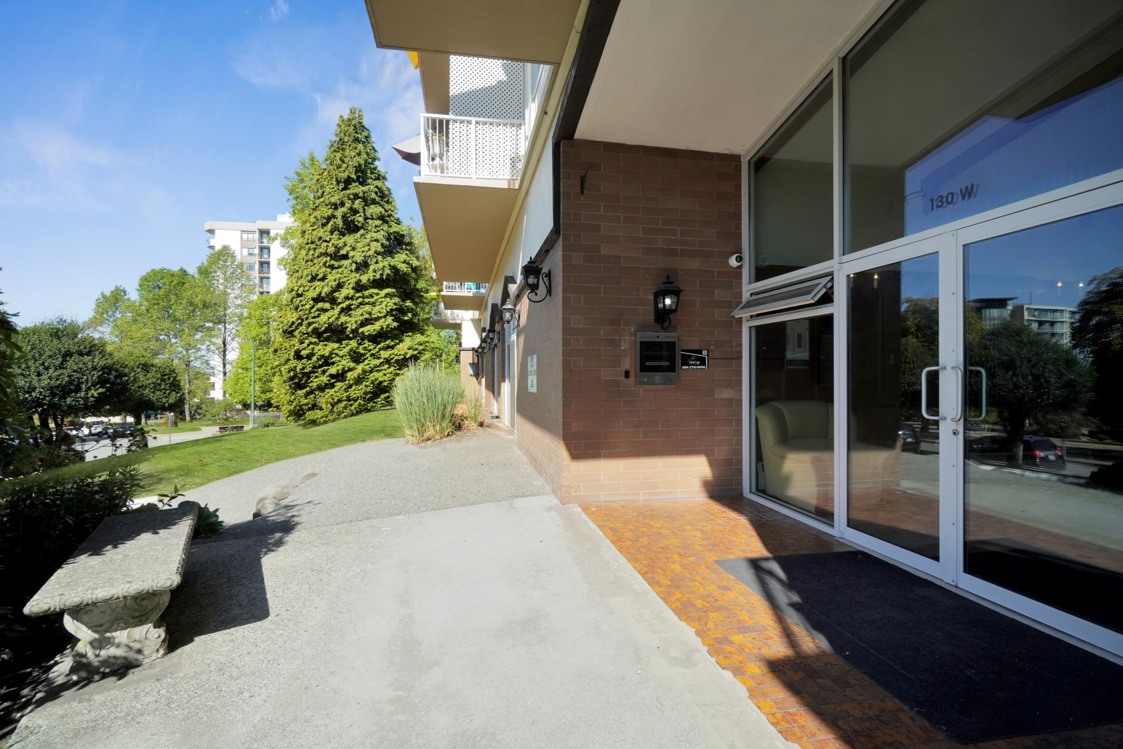 130 Keith Road, West - Photo 5