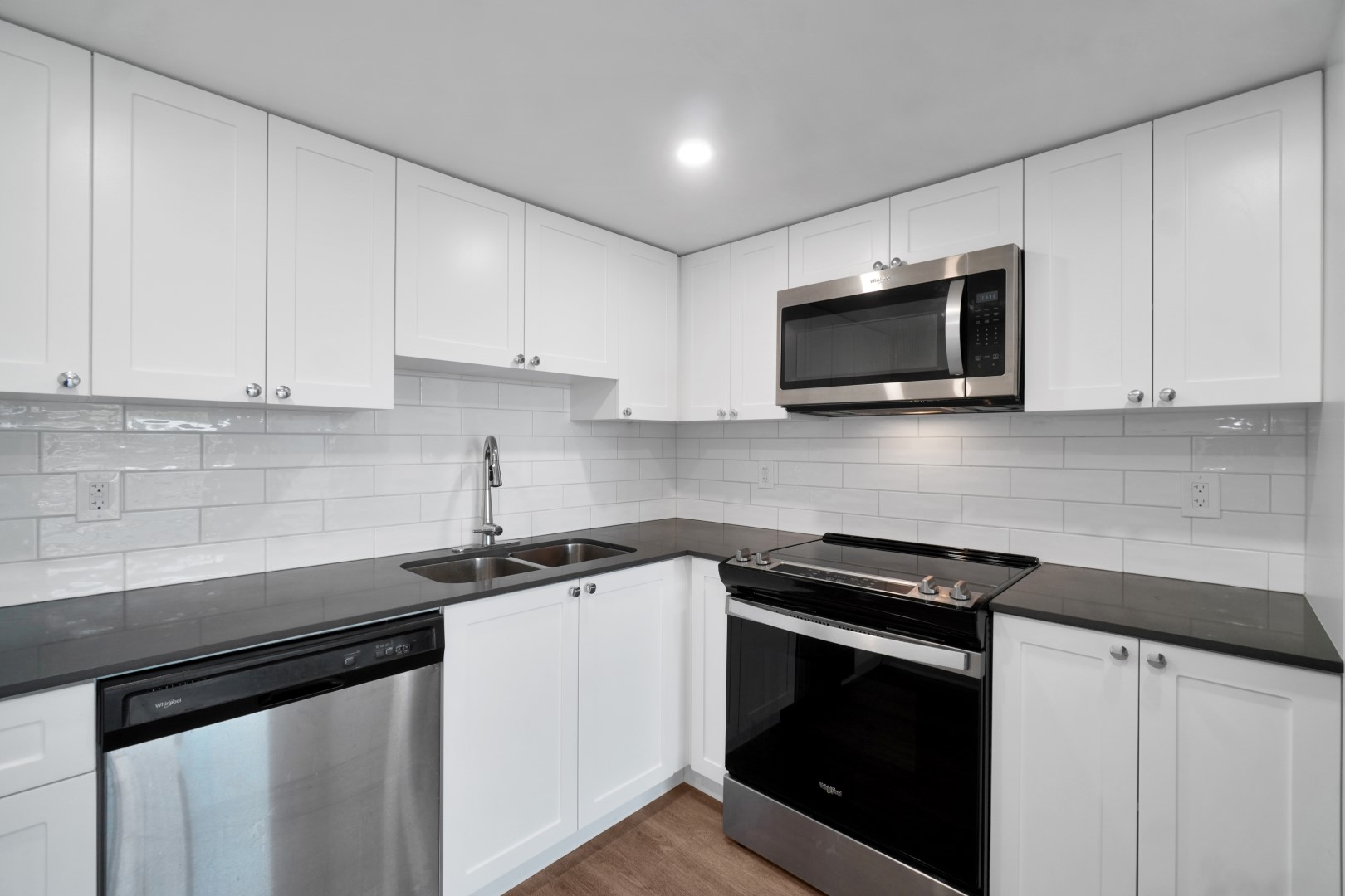 130 Keith Road, West - Photo 6
