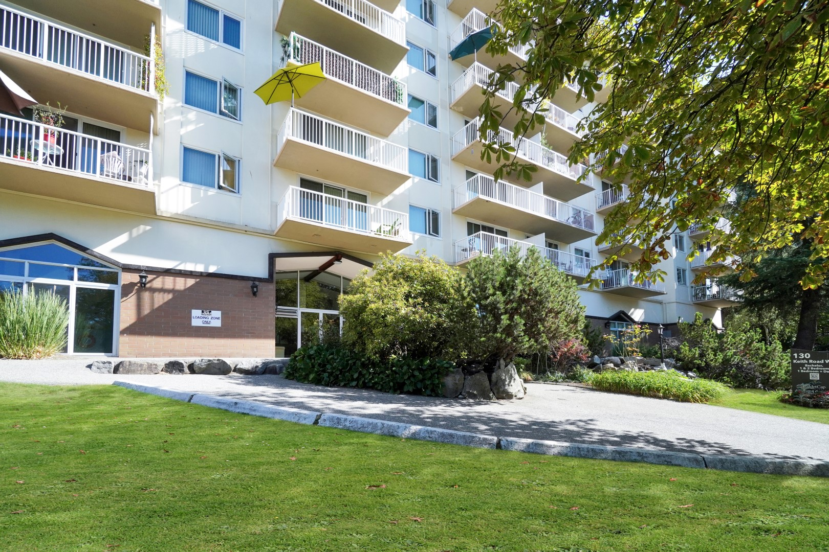 130 Keith Road, West - Photo 12
