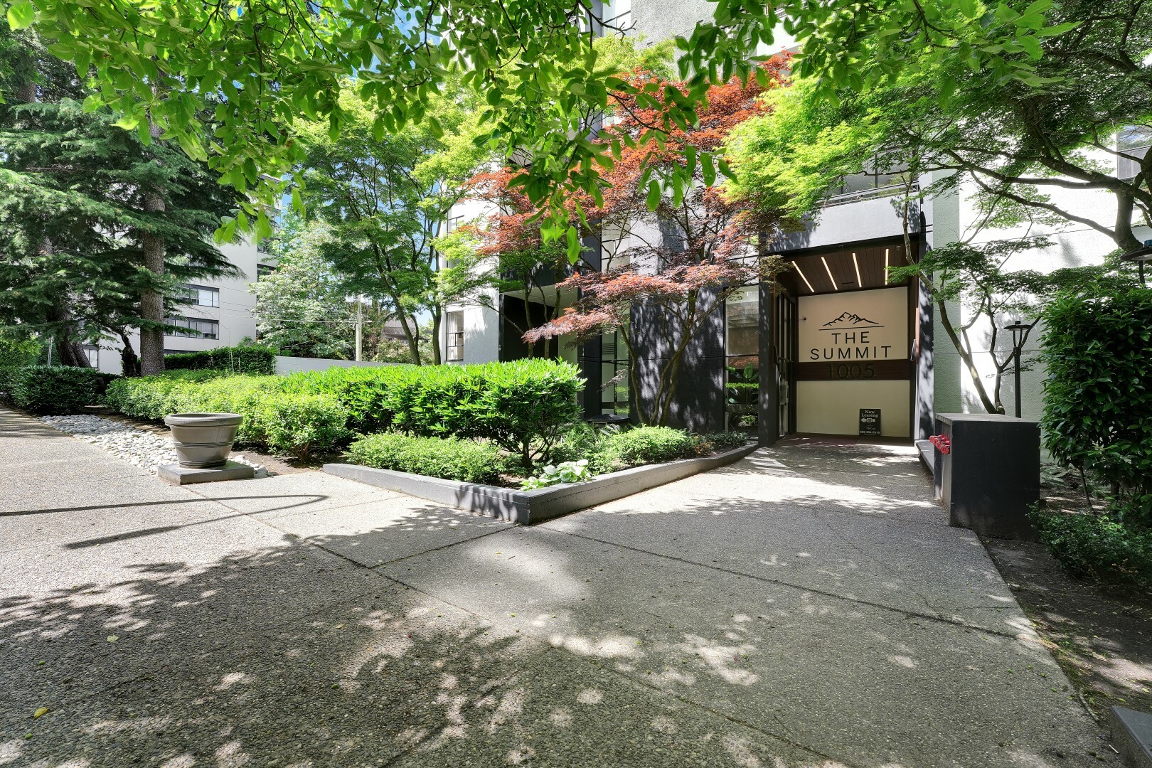 1005 Jervis Street - Photo 13