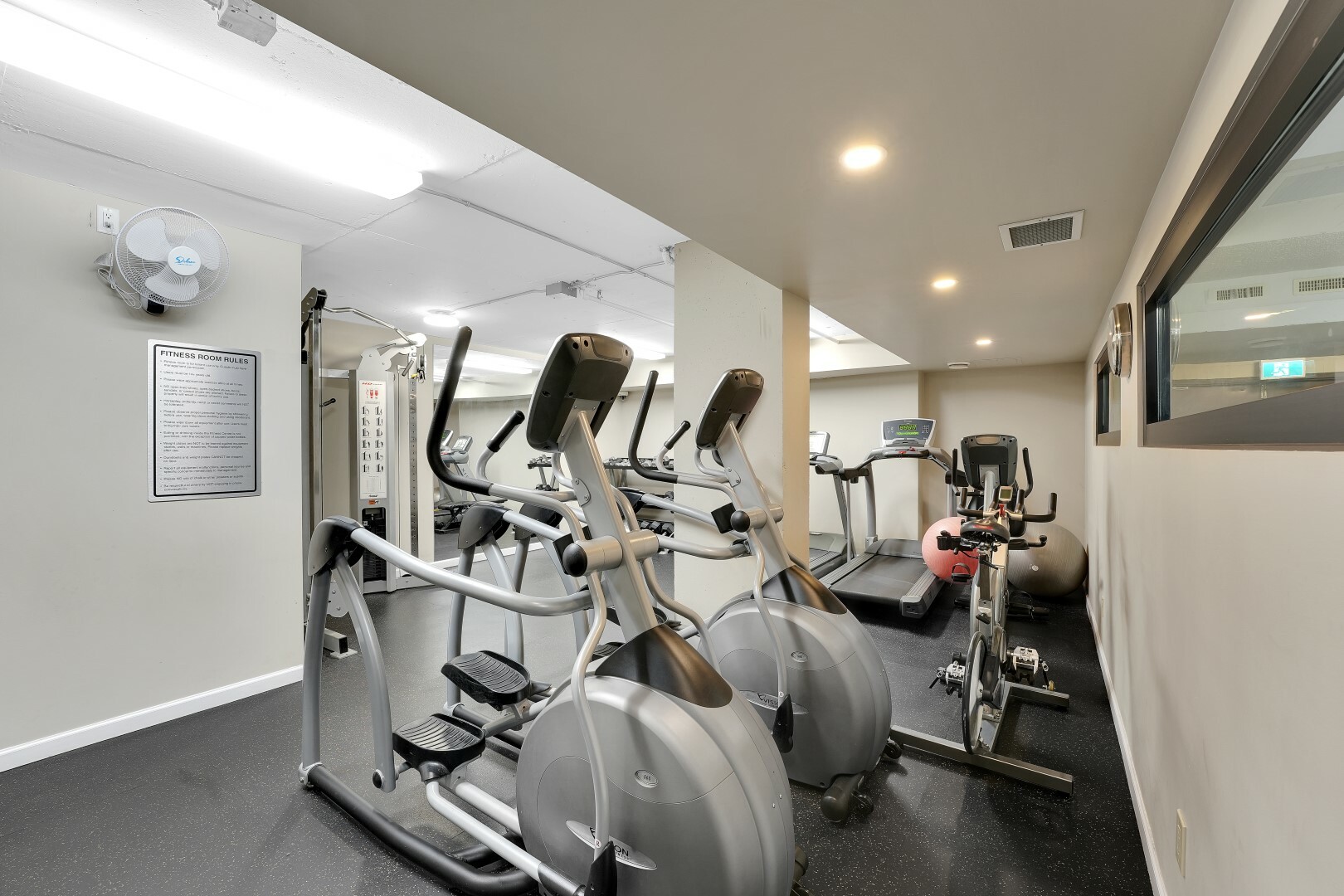 1005 Jervis Street - Photo 23