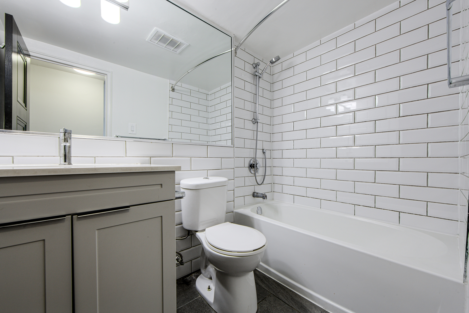 55 Triller Avenue - Photo 8