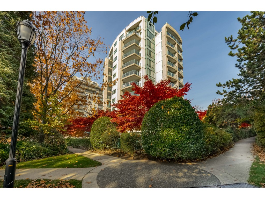 150 East Keith Road - Photo 18