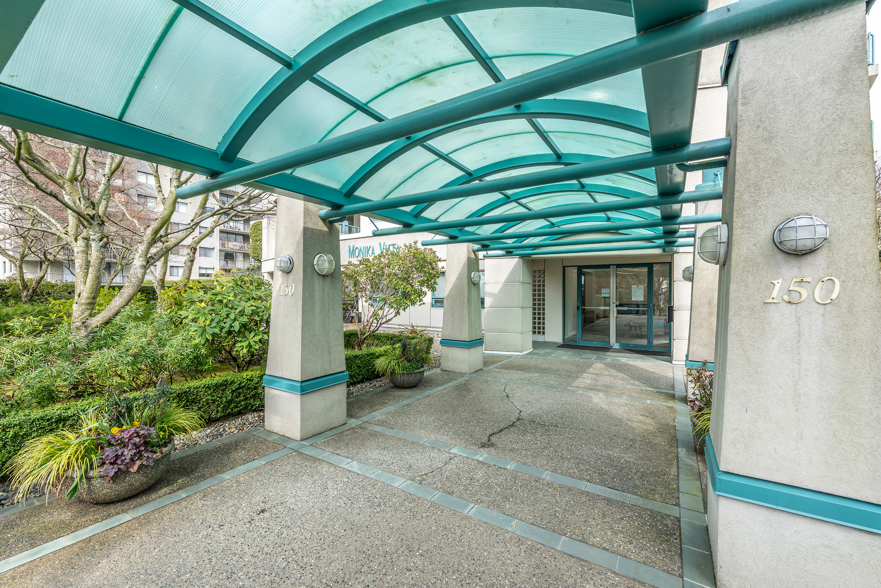 150 East Keith Road - Photo 26