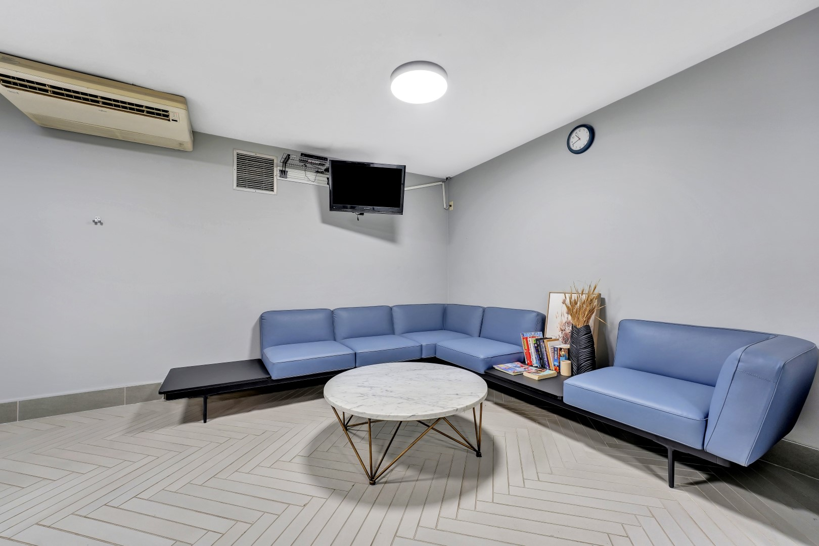 1348 Barclay Street - Photo 13