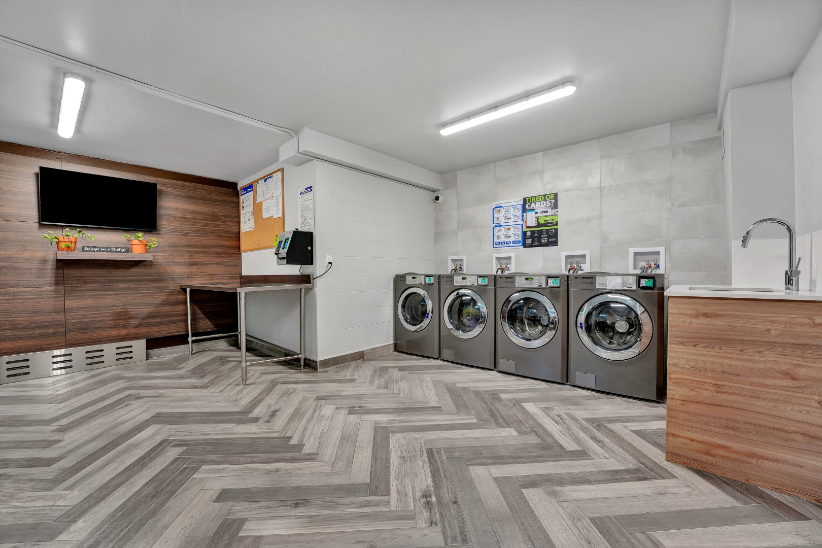 1320 Bute Street - Photo 16