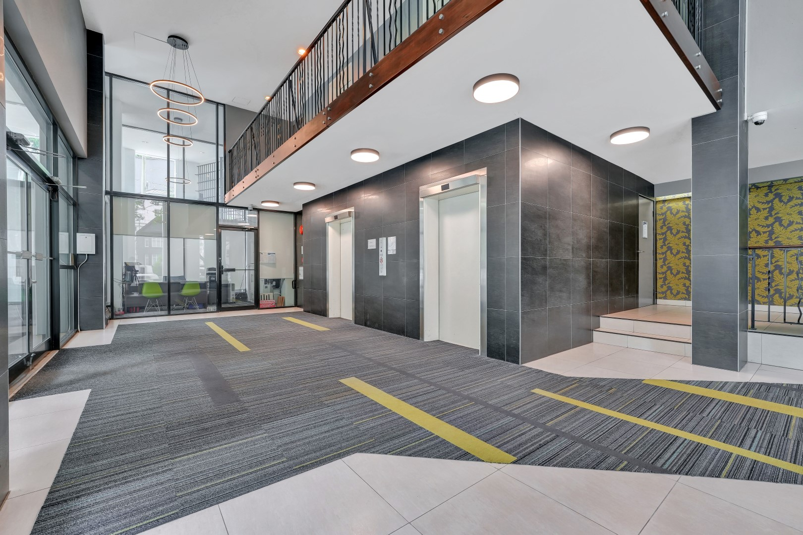 945 Jervis Street - Photo 3