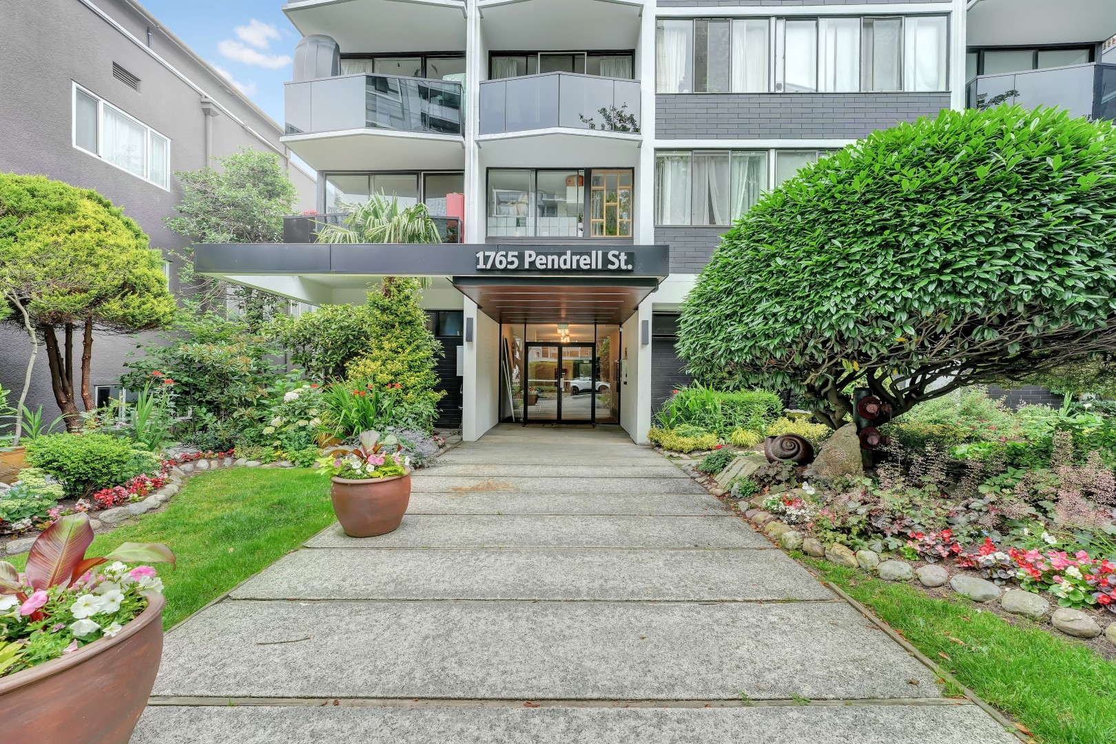 1765 Pendrell - Photo 3
