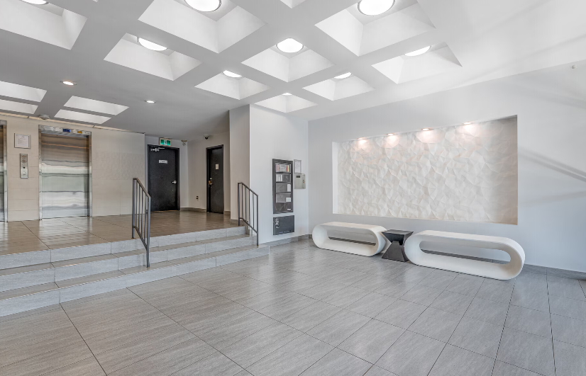 580 THE EAST MALL - Photo 2