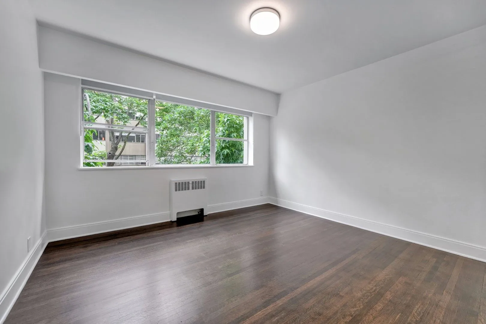 1371 Harwood Street - Photo 6