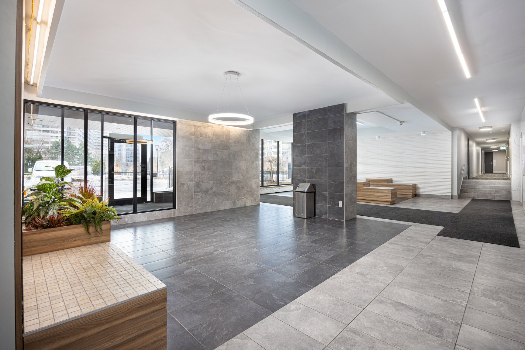 Don Valley Towers at 71 Thorncliffe Park Drive - Photo 3