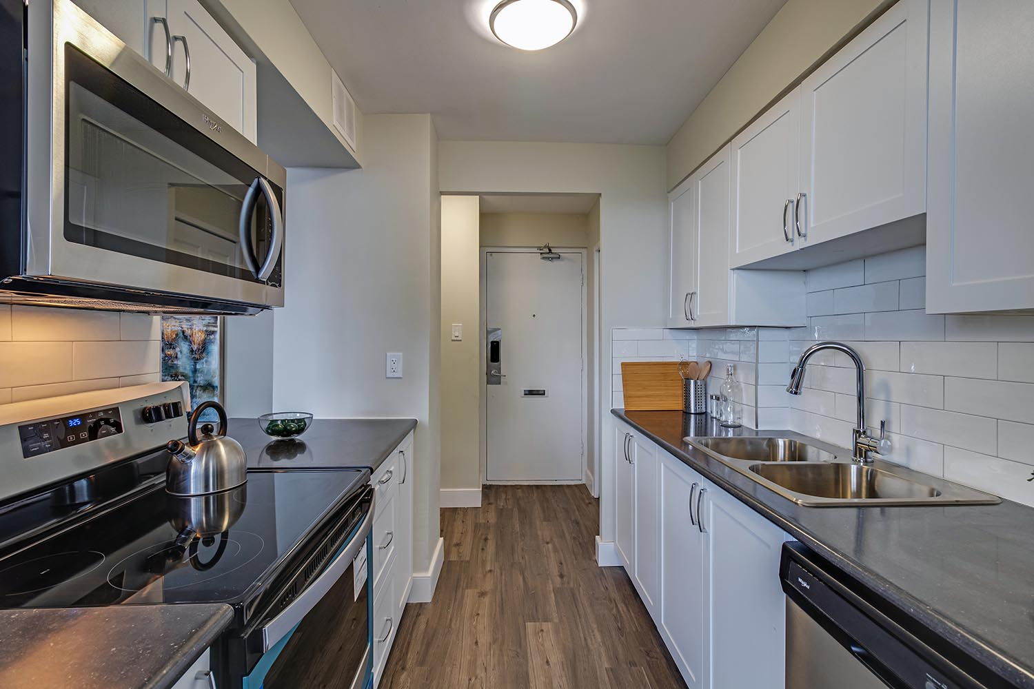 1350 Danforth Road - Photo 3