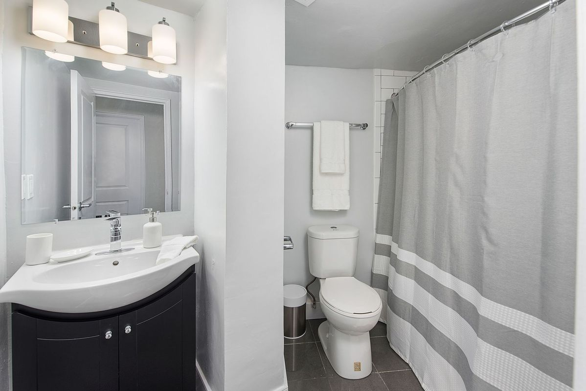 1360 Danforth Road - Photo 6
