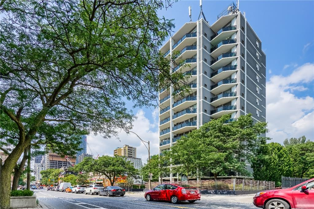 80 Wellesley Street, East - Photo 2