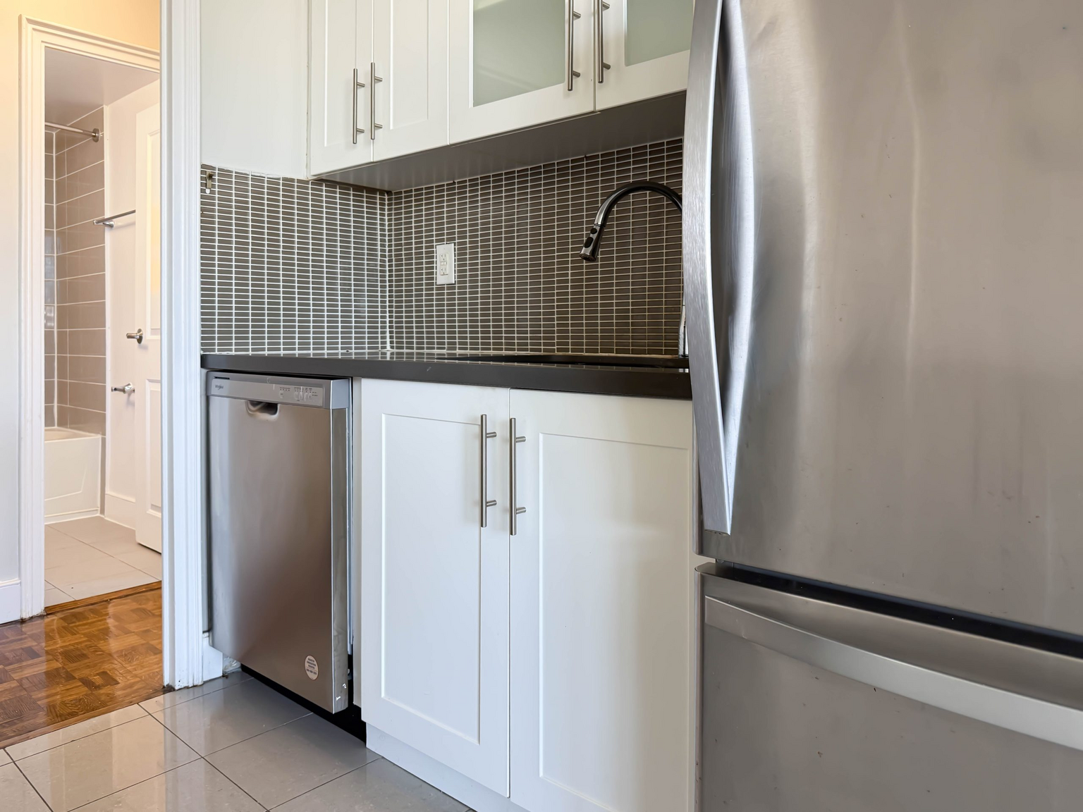 80 Wellesley Street, East - Photo 9