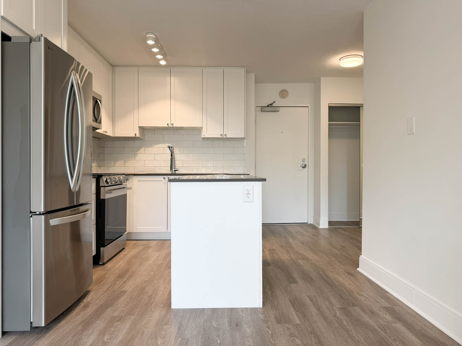 7360 Halifax Street - Photo 7